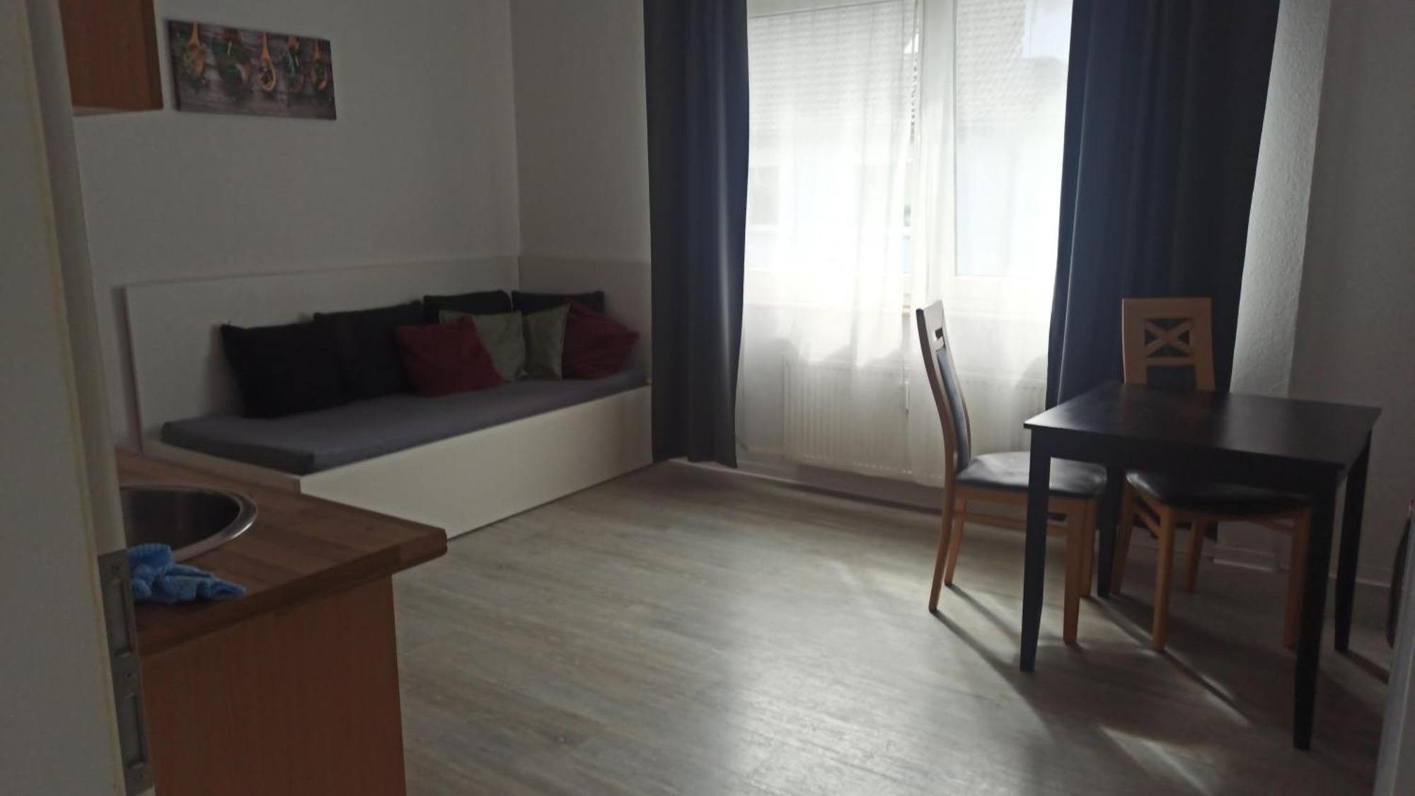 Helle Ferienwohnung An Der Rheinpromenade 50 Qm Duisburg Buitenkant foto