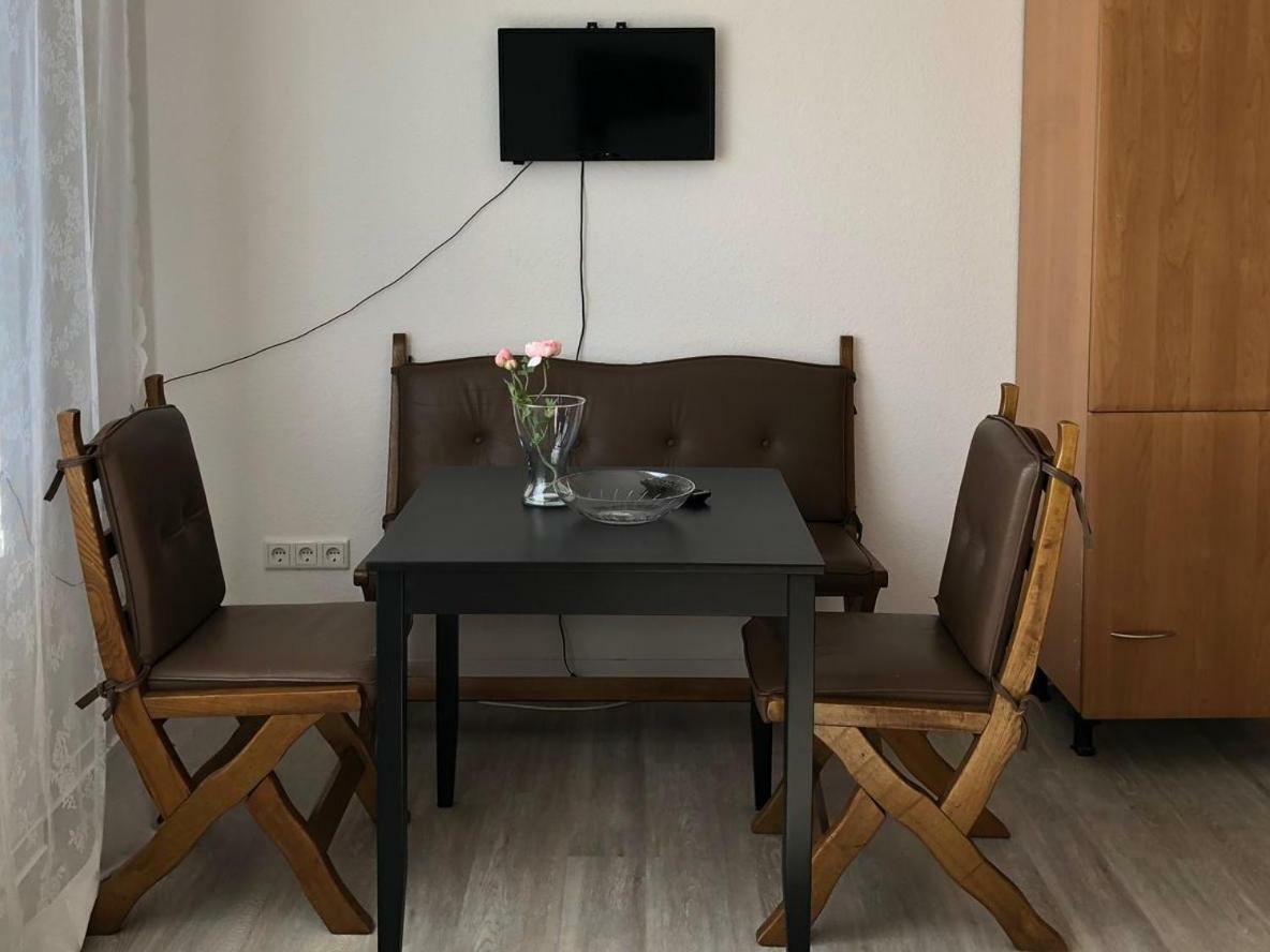 Helle Ferienwohnung An Der Rheinpromenade 50 Qm Duisburg Buitenkant foto