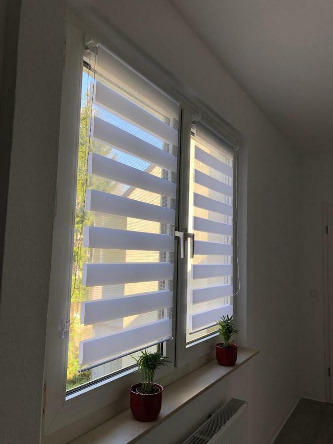 Helle Ferienwohnung An Der Rheinpromenade 50 Qm Duisburg Buitenkant foto